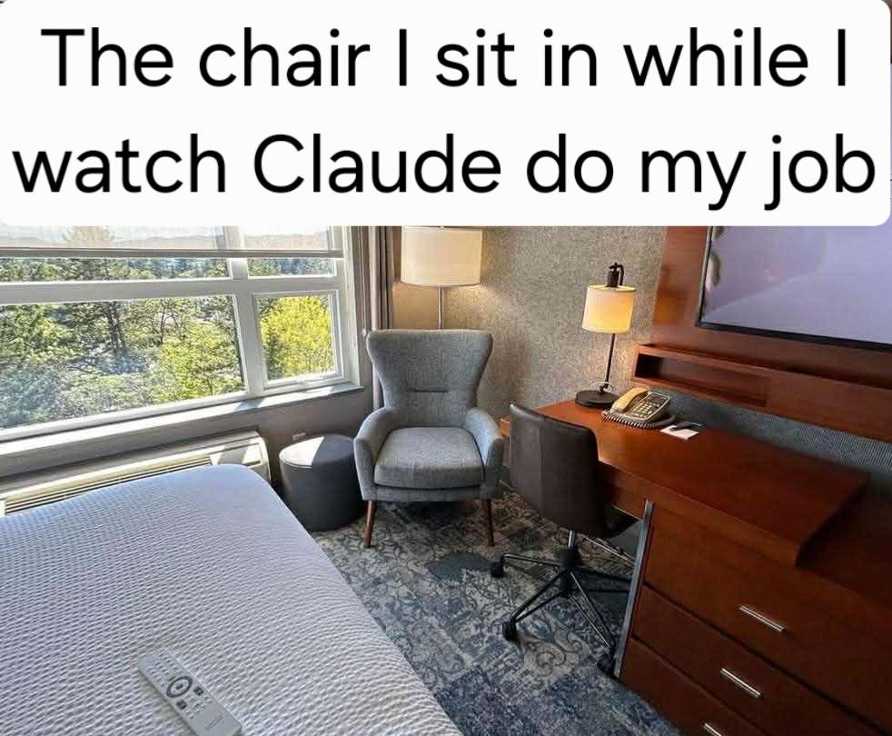 Claude chair